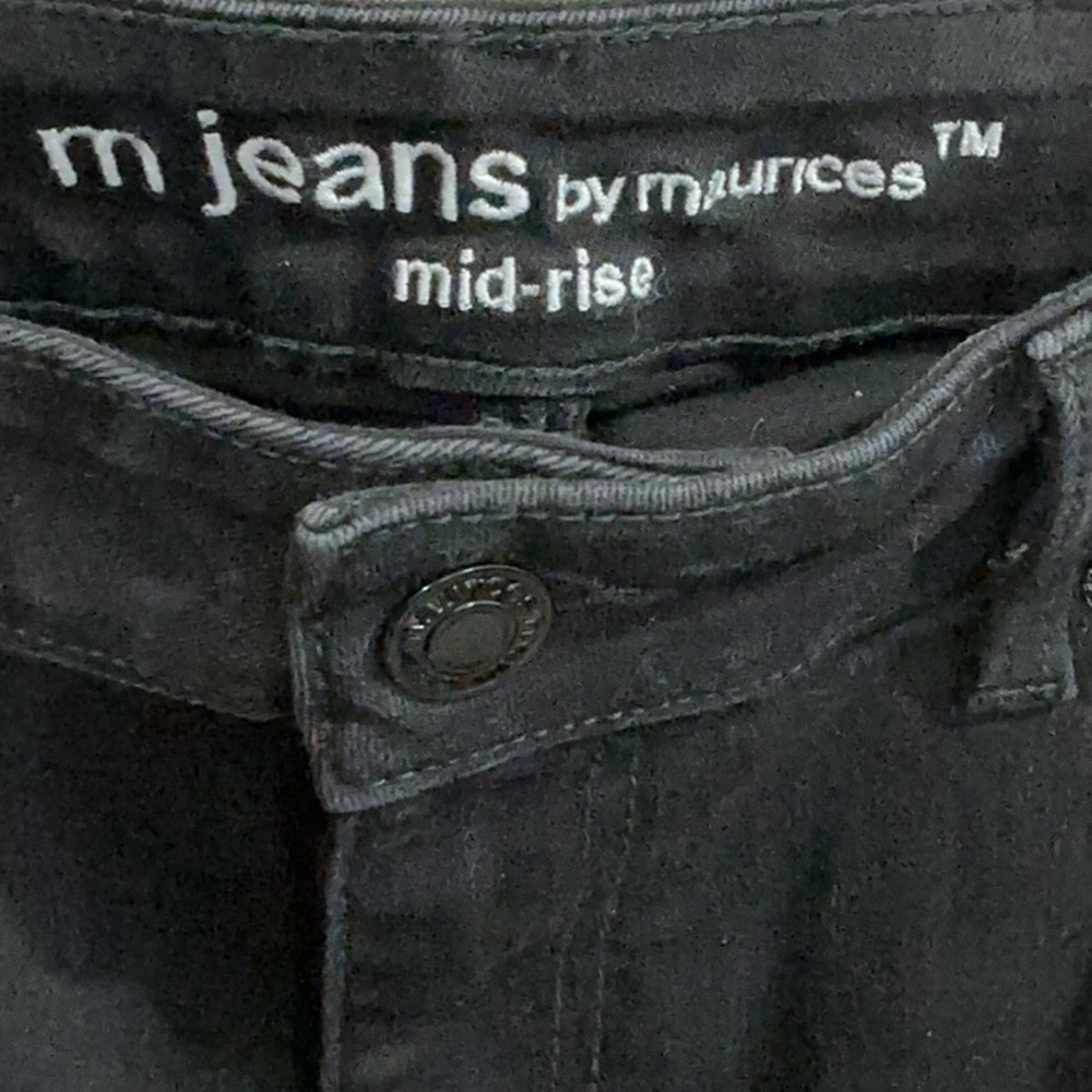 MAURICE’S BLACK JEANS - Picture 2 of 3